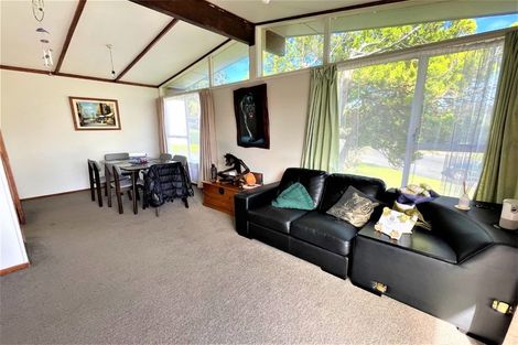 Photo of property in 10 Hewlett Road, Massey, Auckland, 0614