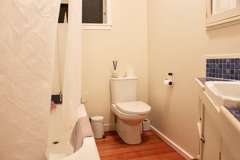 Photo of property in 33 Achilles Crescent, Narrow Neck, Auckland, 0624