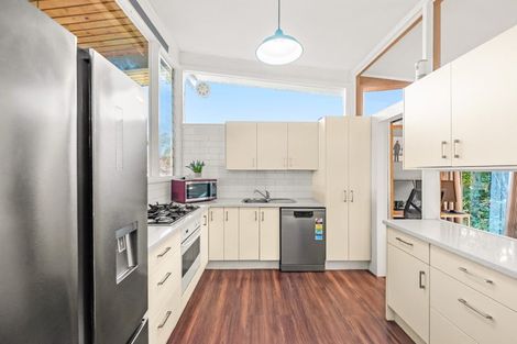 Photo of property in 9 Highbury Drive, Levin, 5510