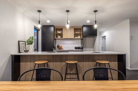 Photo of property in 104 Hinemoa Street, Levin, 5510