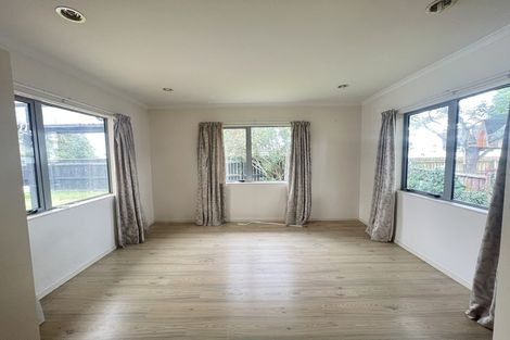 Photo of property in 121 Gills Road, Bucklands Beach, Auckland, 2014