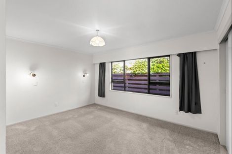 Photo of property in 31 Akaroa Avenue, Awapuni, Palmerston North, 4412