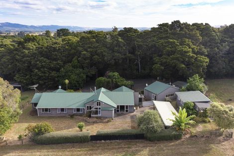 Photo of property in 202 Masters Road, Waiuku, 2682