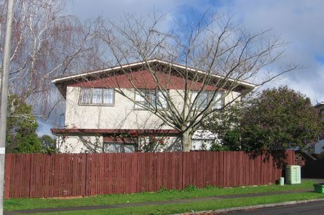 Photo of property in 1/17 Rapallo Place, Farm Cove, Auckland, 2012