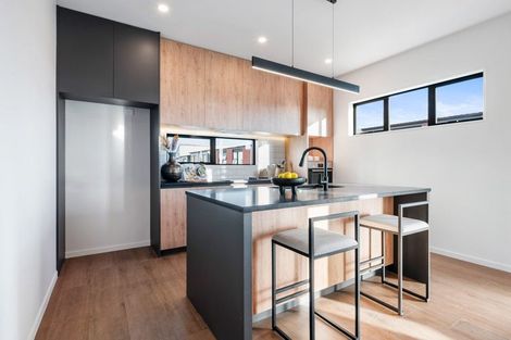 Photo of property in 3/10 Scott Road, Hobsonville, Auckland, 0616