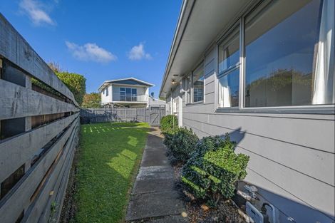 Photo of property in 24 Paradise Place, Milson, Palmerston North, 4414