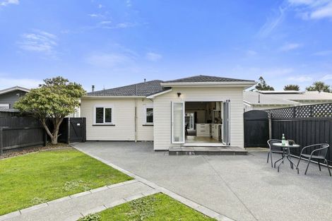 Photo of property in 10 Byron Street, Petone, Lower Hutt, 5012