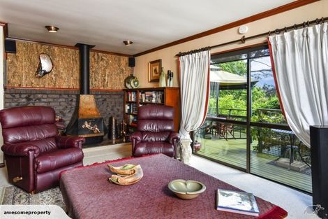 Photo of property in 11 Hebe Place, Birkenhead, Auckland, 0626