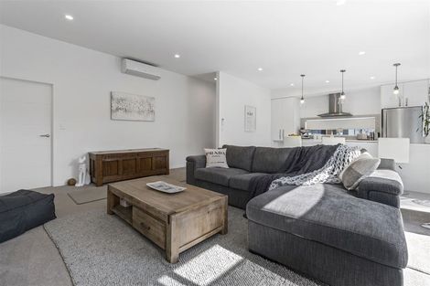 Photo of property in 39 Kotiate Street, Papamoa Beach, Papamoa, 3118