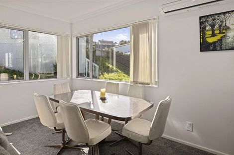 Photo of property in St Peters Apartments, 11/5a Stephen Street, Johnsonville, Wellington, 6037