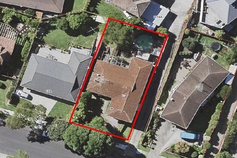 Photo of property in 2/14a Kurnell Drive, Botany Downs, Auckland, 2010