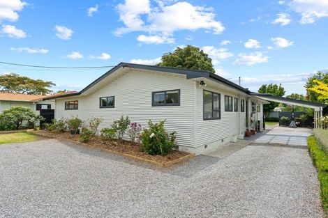 Photo of property in 1 Mahupuku Street, Greytown, 5712