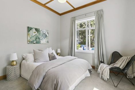 Photo of property in 59 Queens Drive, Lyall Bay, Wellington, 6022