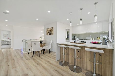 Photo of property in 11 Tawapou Close, Massey, 0614