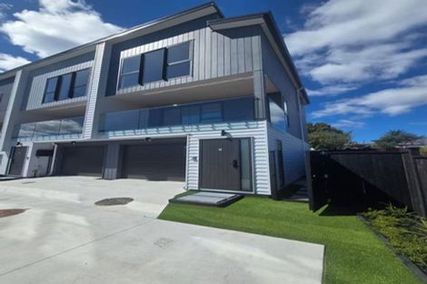 Photo of property in 7/12 Statesman Street, Henderson, Auckland, 0612