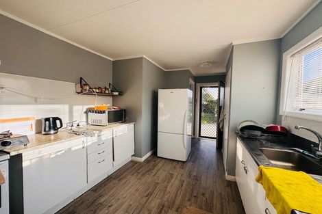 Photo of property in 74 Milson Line, Milson, Palmerston North, 4414