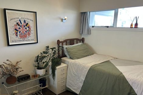 Photo of property in 7/4 Claremont Grove, Mount Victoria, Wellington, 6011