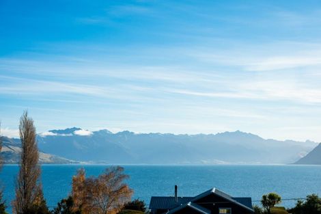 Photo of property in 95 Lakeview Terrace, Lake Hawea, 9382