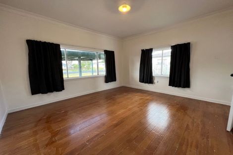 Photo of property in 16 Hall Avenue, Mangere, Auckland, 2022