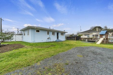 Photo of property in 12 Kelburn Place, Tinwald, Ashburton, 7700