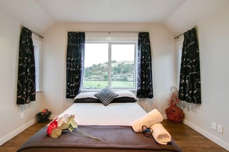 Photo of property in 81 Kent Terrace, Taradale, Napier, 4112