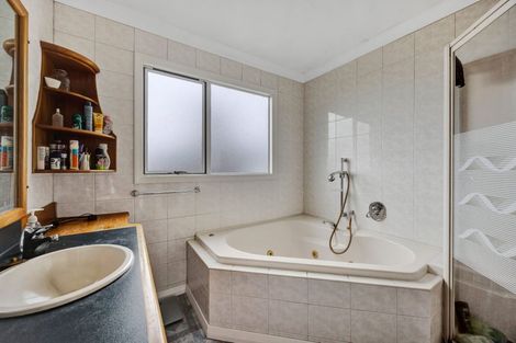 Photo of property in 252 Boylan Road, Te Roti, Hawera, 4673