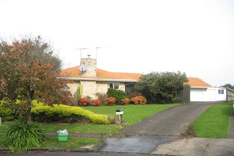 Photo of property in 22 Liam Place, Half Moon Bay, Auckland, 2012