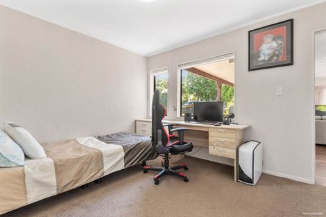 Photo of property in 16 Mako Street, West Harbour, Auckland, 0618