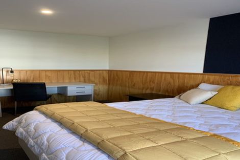Photo of property in 5 Athol Terrace, Upper Riccarton, Christchurch, 8041