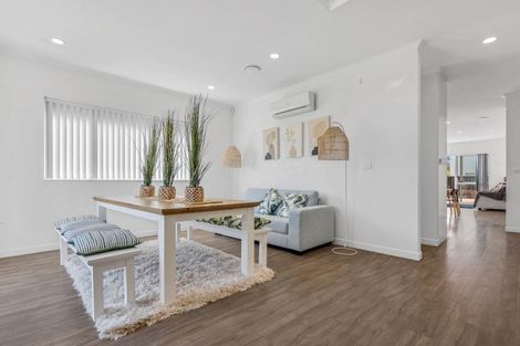 Photo of property in 3 Cloghfin Place, Flat Bush, Auckland, 2019