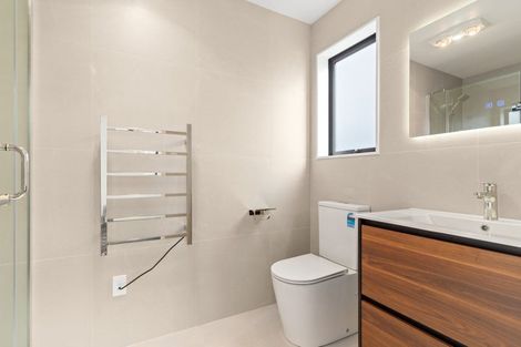 Photo of property in 27 Whiteywood Street, Westgate, Auckland, 0814