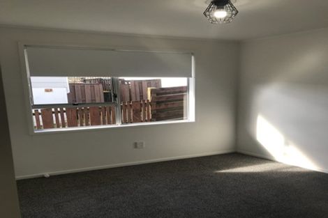 Photo of property in 119 Lynn Road, Bayview, Auckland, 0629