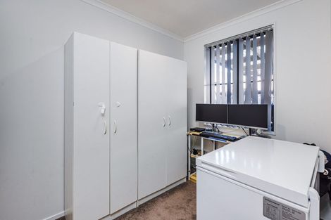 Photo of property in 23 Saddleback Crescent, Papakura, 2110