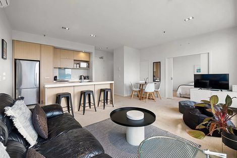 Photo of property in 22 Liardet Apartments, 203/22 Liardet Street, New Plymouth, 4310