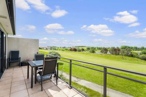 Photo of property in 22 Keepers Drive, Gulf Harbour, Whangaparaoa, 0930