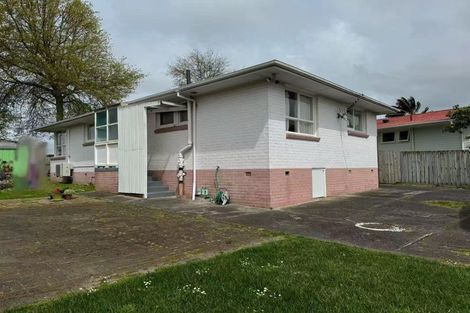 Photo of property in 38 Flat Bush Road, Clover Park, Auckland, 2023