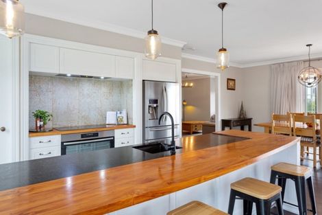 Photo of property in 121 Saint Kilda Road, Cambridge, 3434