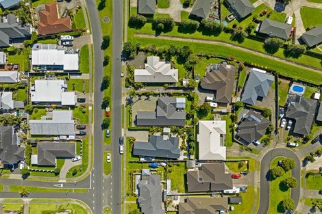 Photo of property in 24 Kupe Drive, Whitianga, 3510