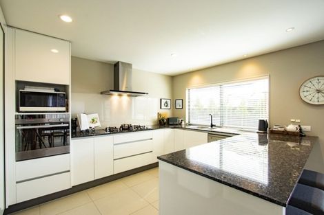 Photo of property in 11 Darion Drive, Flat Bush, Auckland, 2019