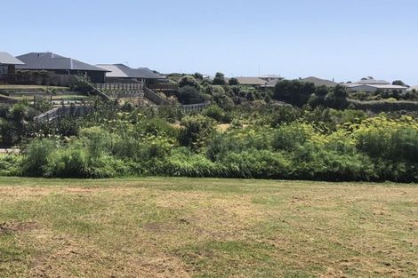 Photo of property in 18a Jules Crescent, Bell Block, New Plymouth, 4312