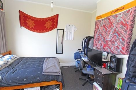 Photo of property in 4 Hyde Street, North Dunedin, Dunedin, 9016
