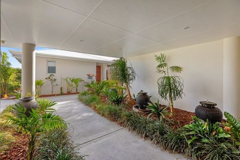 Photo of property in 115 Town Point Road, Maketu, 3189