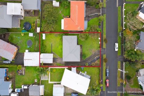 Photo of property in 33 English Street, St Andrews, Hamilton, 3200
