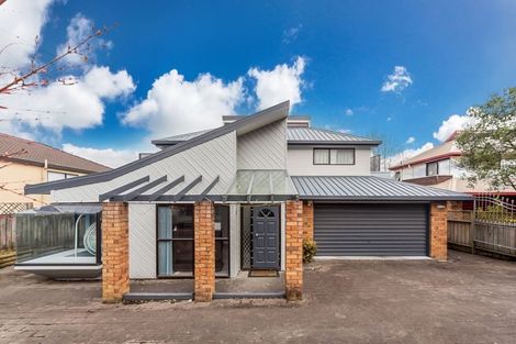 Photo of property in 6 Glucina Avenue, West Harbour, Auckland, 0618