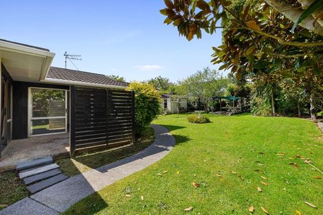 Photo of property in 19 Wesley Avenue, Frankleigh Park, New Plymouth, 4310