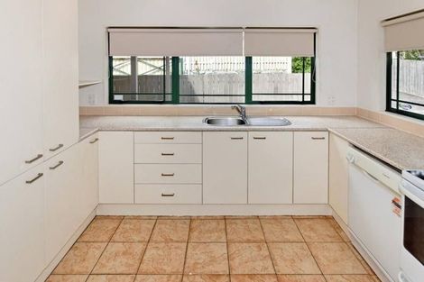 Photo of property in 23a Newington Road, Henderson, Auckland, 0612