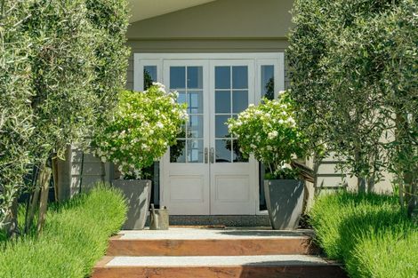 Photo of property in 50 Kelliher Drive, Wanaka, 9305