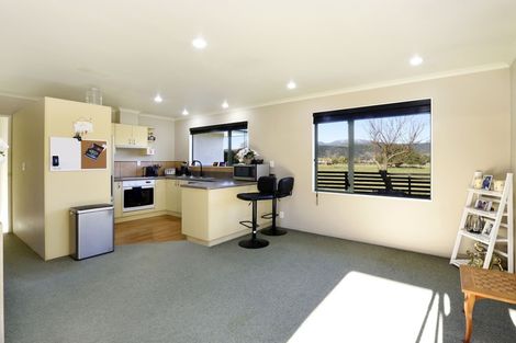 Photo of property in 8 Longfields Road, Brightwater, 7022