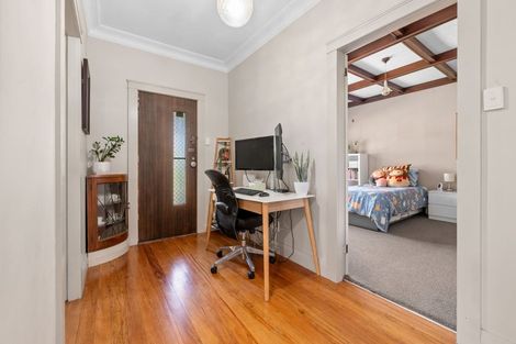 Photo of property in 42 Rifle Range Road, Dinsdale, Hamilton, 3204