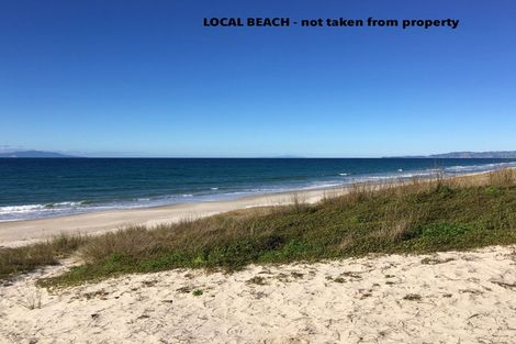 Photo of property in 2 Citrus Place, Mangawhai, 0505